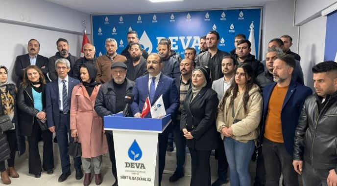 DEVA İl Başkanı Dayanan Siirt’ten aday adayı oldu