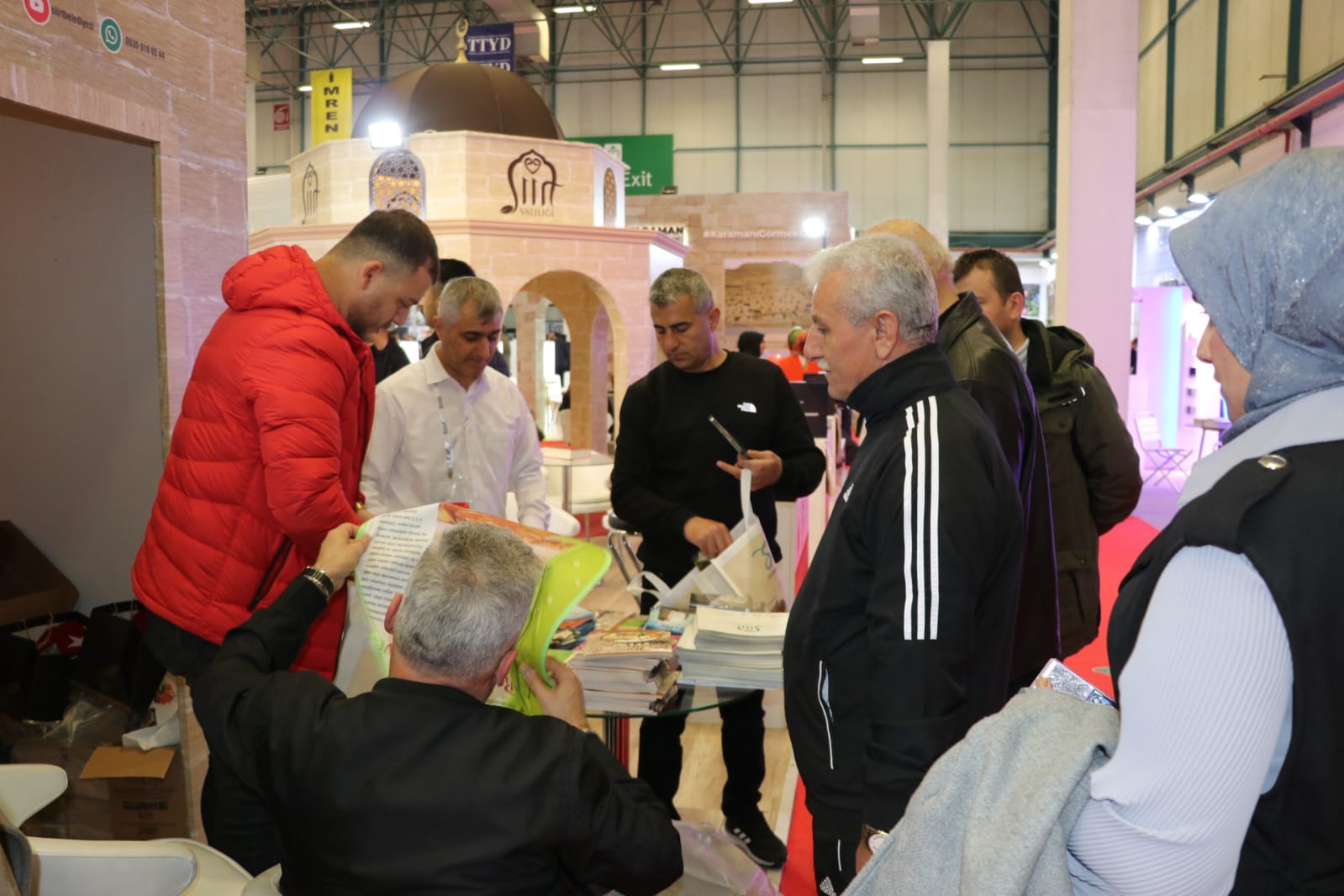 SİİRT, RENKLİ VE ÖZGÜN STANDI İLE EMİTT’ FUARINDA İLGİ ODAĞI OLDU