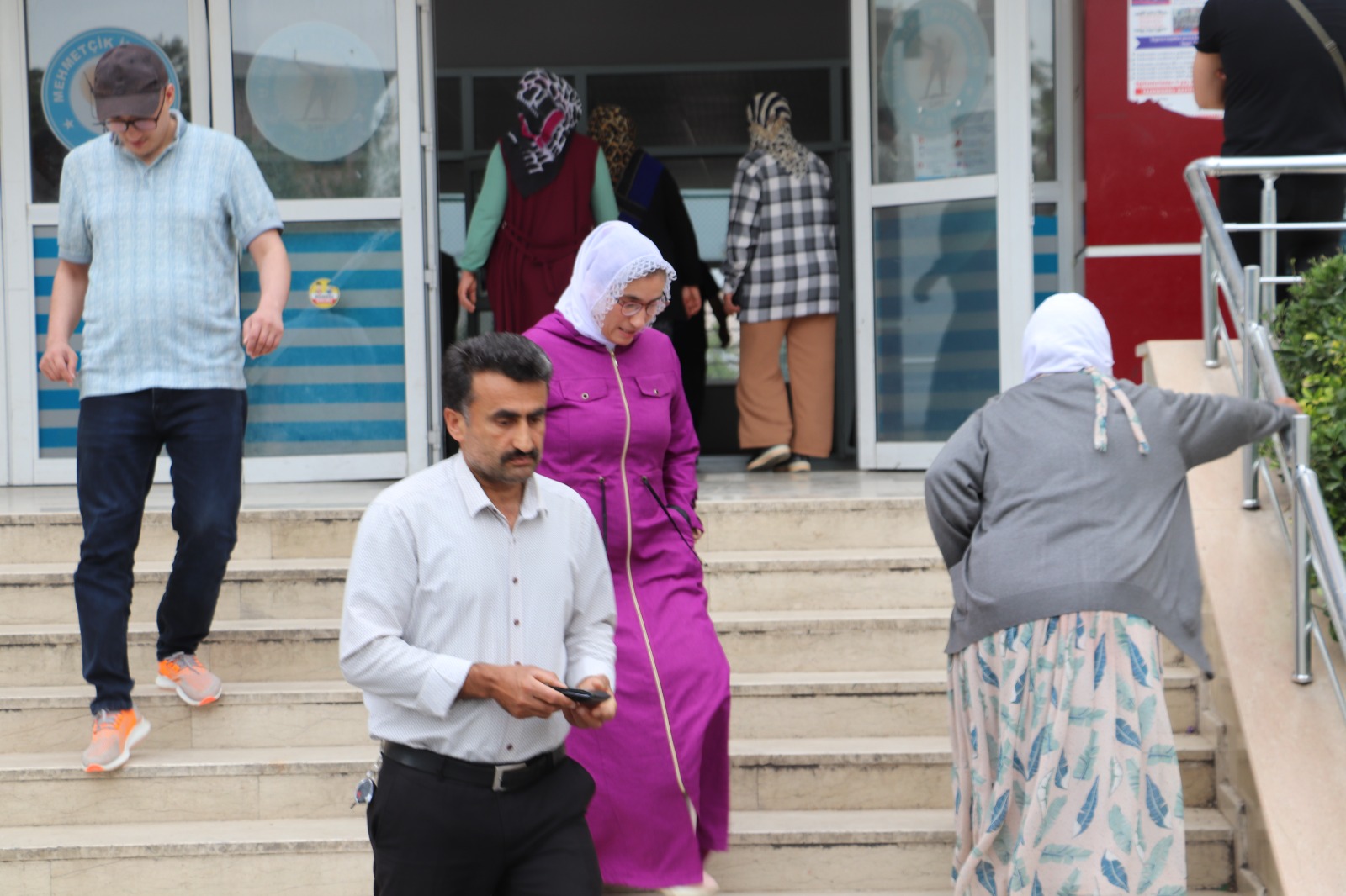 Siirt’te Cumhurbaşkanlığı 2. tur seçimi için oy kullanma işlemi başladı