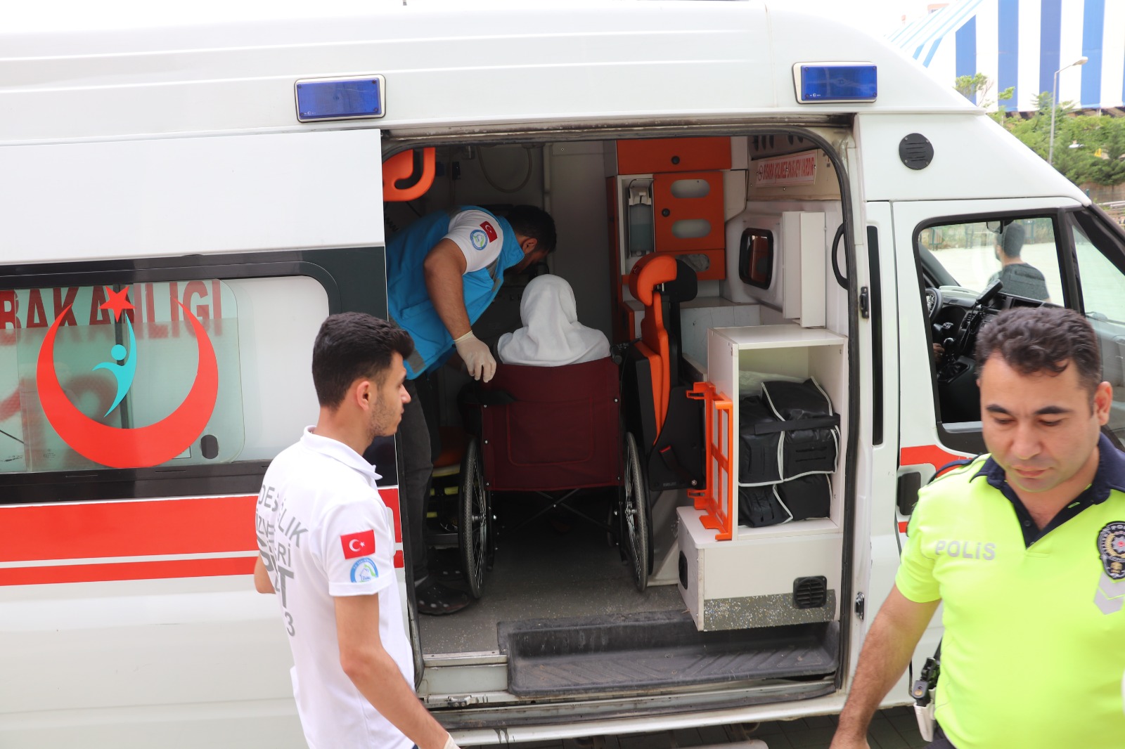 Siirt’te 91 yaşında sandığa gitti