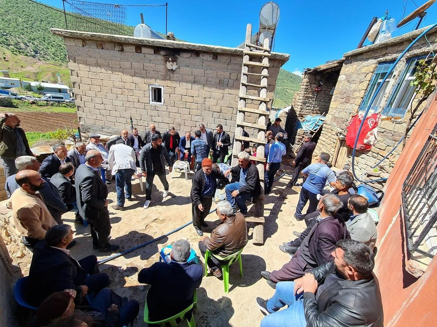 MHP adayları kırsalda destek arayışında