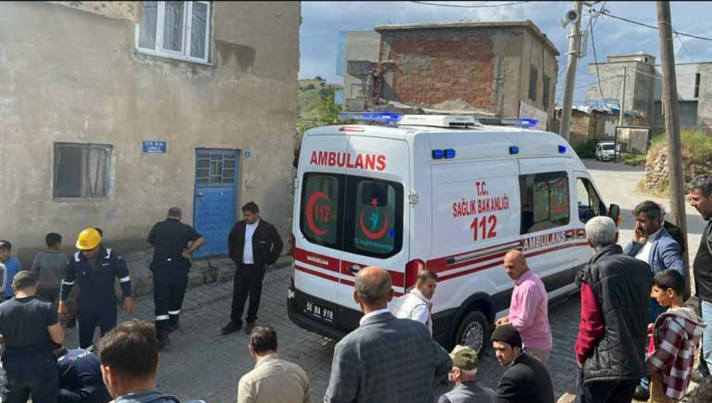 Yüksekten düşen İşçi yaralandı.