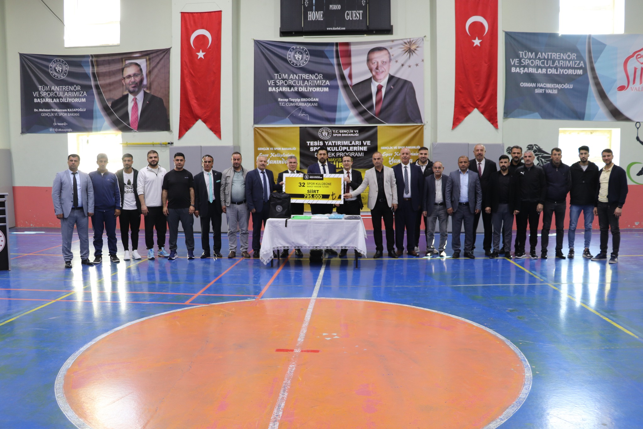 Amatör Spor Kulüplerine Yardım Yapıldı