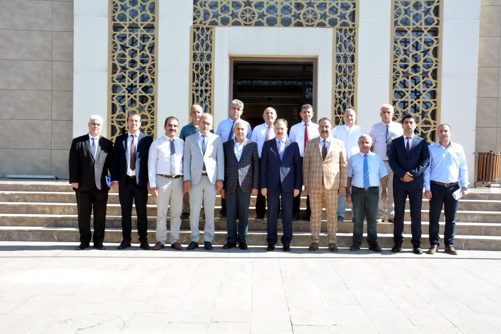 Vali Dr. Kemal Kızılkaya İl Özel İdaresini ziyaret etti