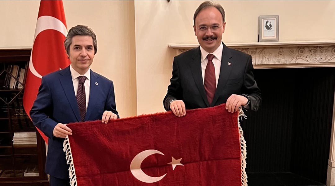 Vali Dr. Kemal Kızılkaya, Londra’da Türk Büyükelçiliği’ni Etti