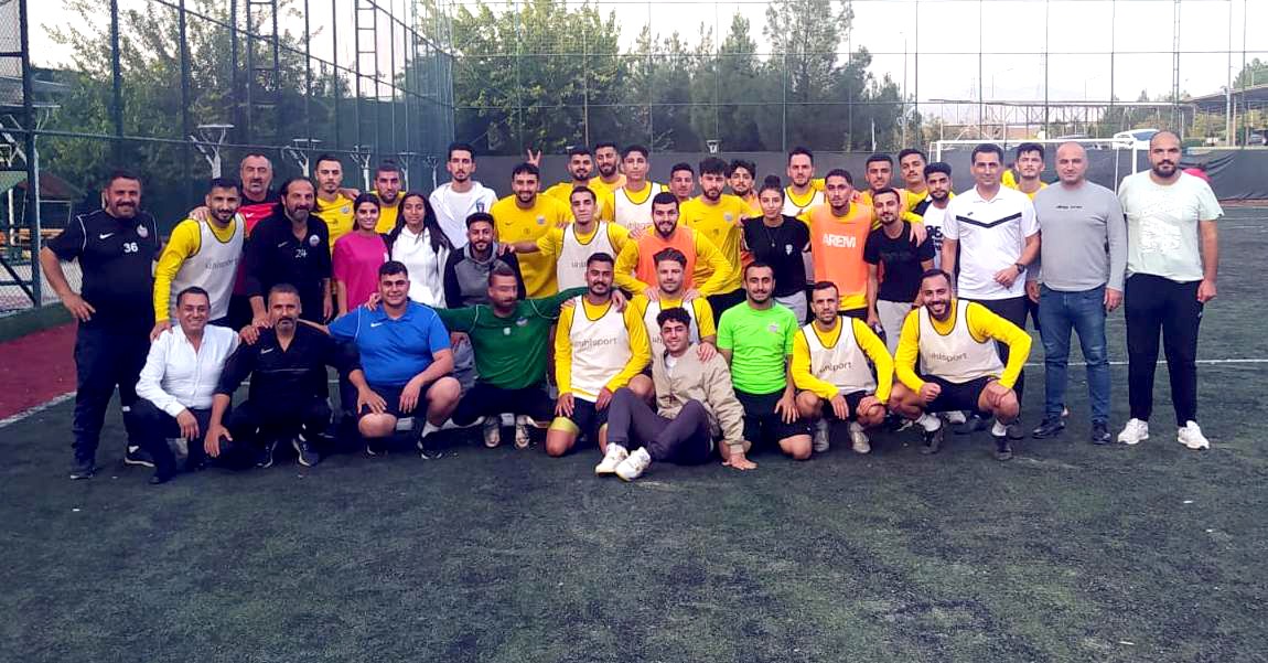 BESYO öğrencileri ders amaçlı idmanı izledi 