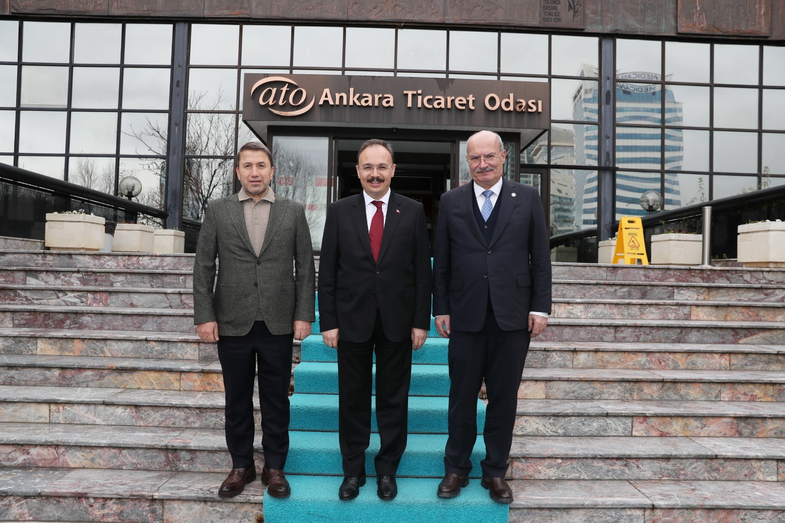 VALİ DR. KEMAL KIZILKAYA’DAN ATO BAŞKANI BARAN’A NEZAKET ZİYARETİ