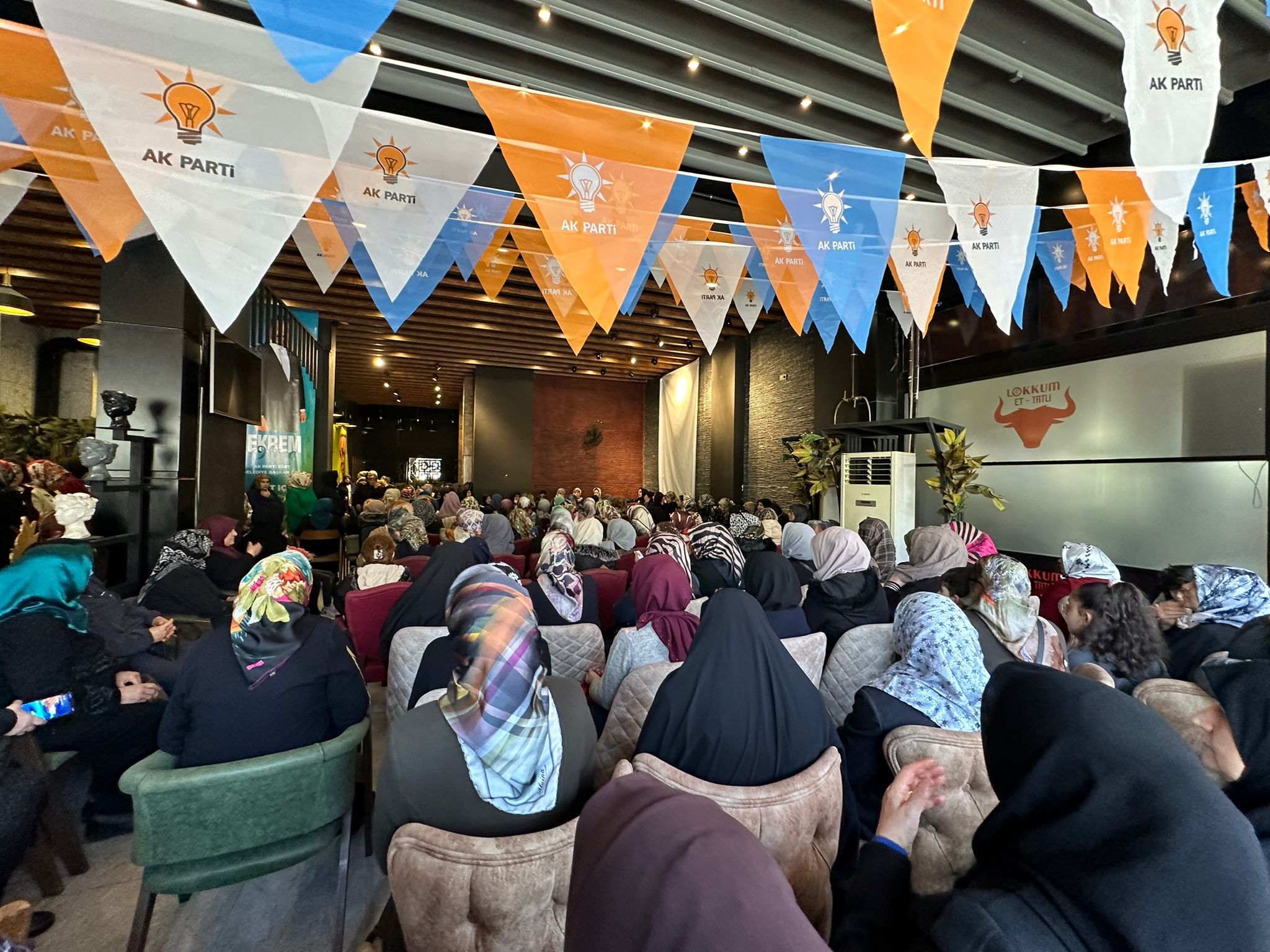 AK Parti Kadın Kollarından Berat Kandili Programı