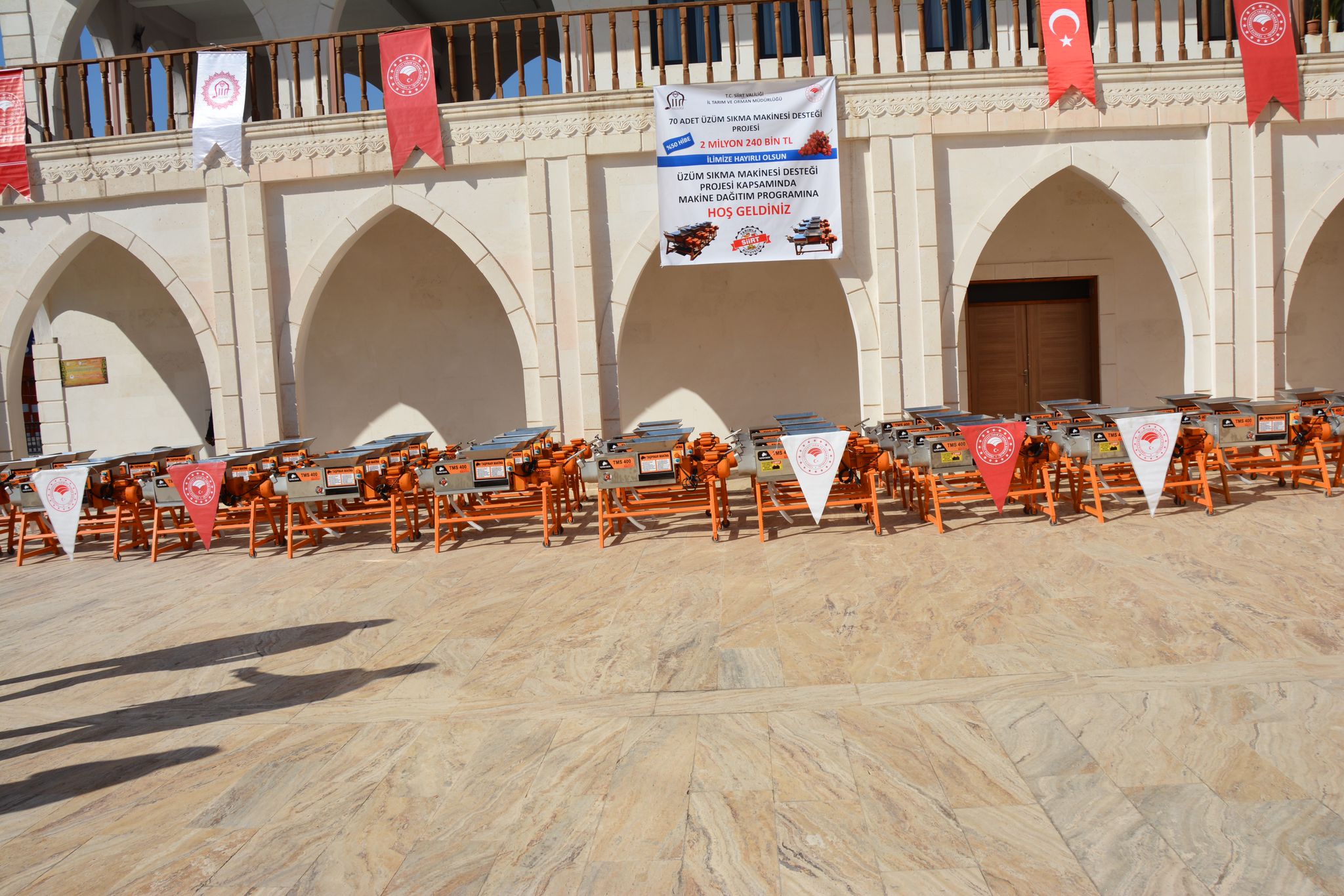 Çiftçilere Üzüm Sıkma Üzüm Sıkma Makinesi Dağıtılacak