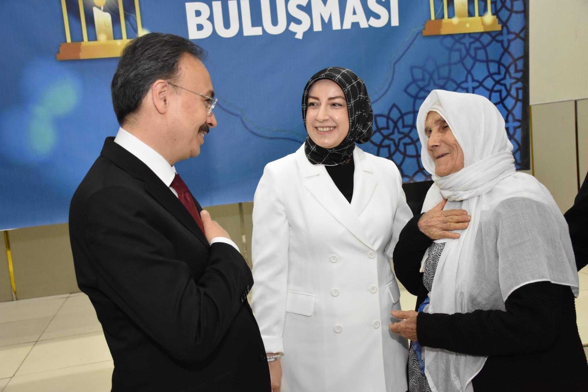 ŞEHİT AİLELERİ VE GAZİLER AĞIRLANDI; “ŞEHİT VE GAZİ AİLELERİ ONURUNA İFTAR VERİLDİ”