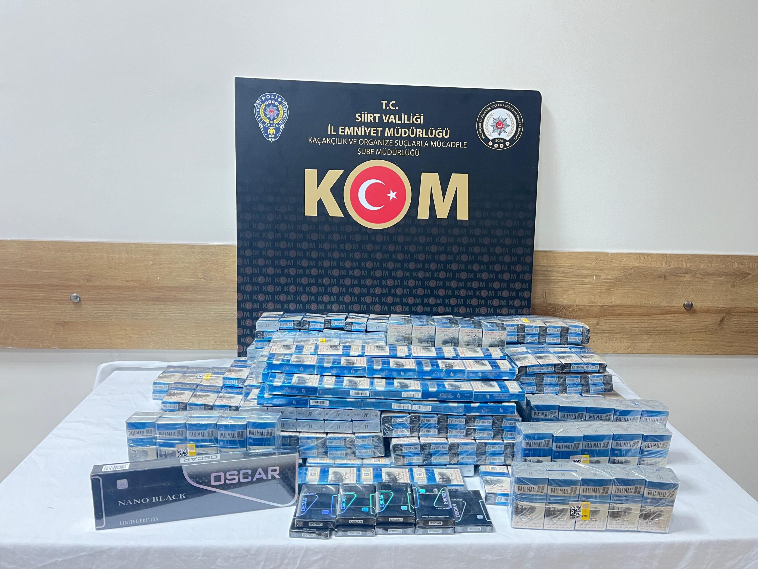 İran Plakalı Araçta 490 paket farklı markalarda gümrük kaçağı sigara ele geçirildi