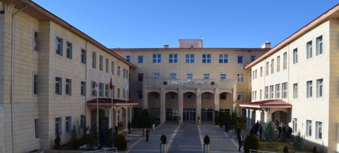 Siirt İlçelerinde de 18 Hakim ve Savcının Yeri Değişti