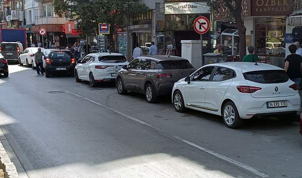 GİTTİKÇE ARTIYOR! TRAFİKTE KAYITLI ARAÇ SAYISI 26 BİNİ AŞTI