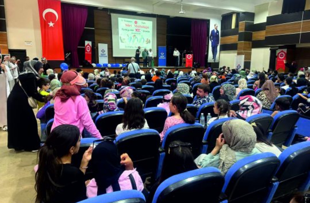 Siirtli Minikler Müftülüğün 100. Yıl Şenliklerinde Buluştu