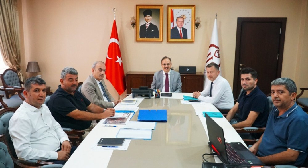 Vali Kızılkaya, Ilısu Baraj Gölü Altında Kalan Köy Yollarını Masaya Yatırdı