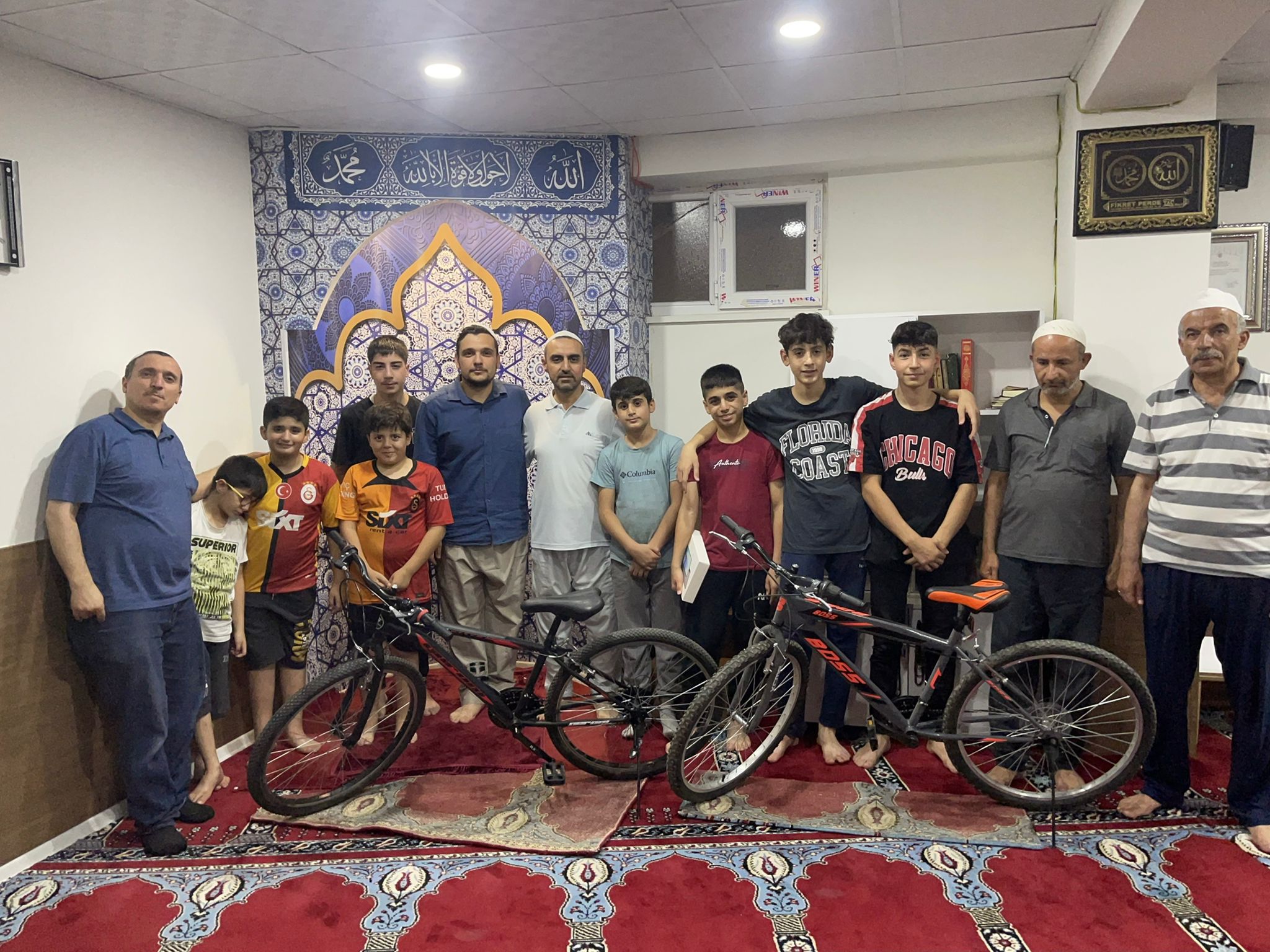 3 AY YATSI VE SABAH NAMAZI KILDILAR, BİSİKLETİ HAK ETTİLER