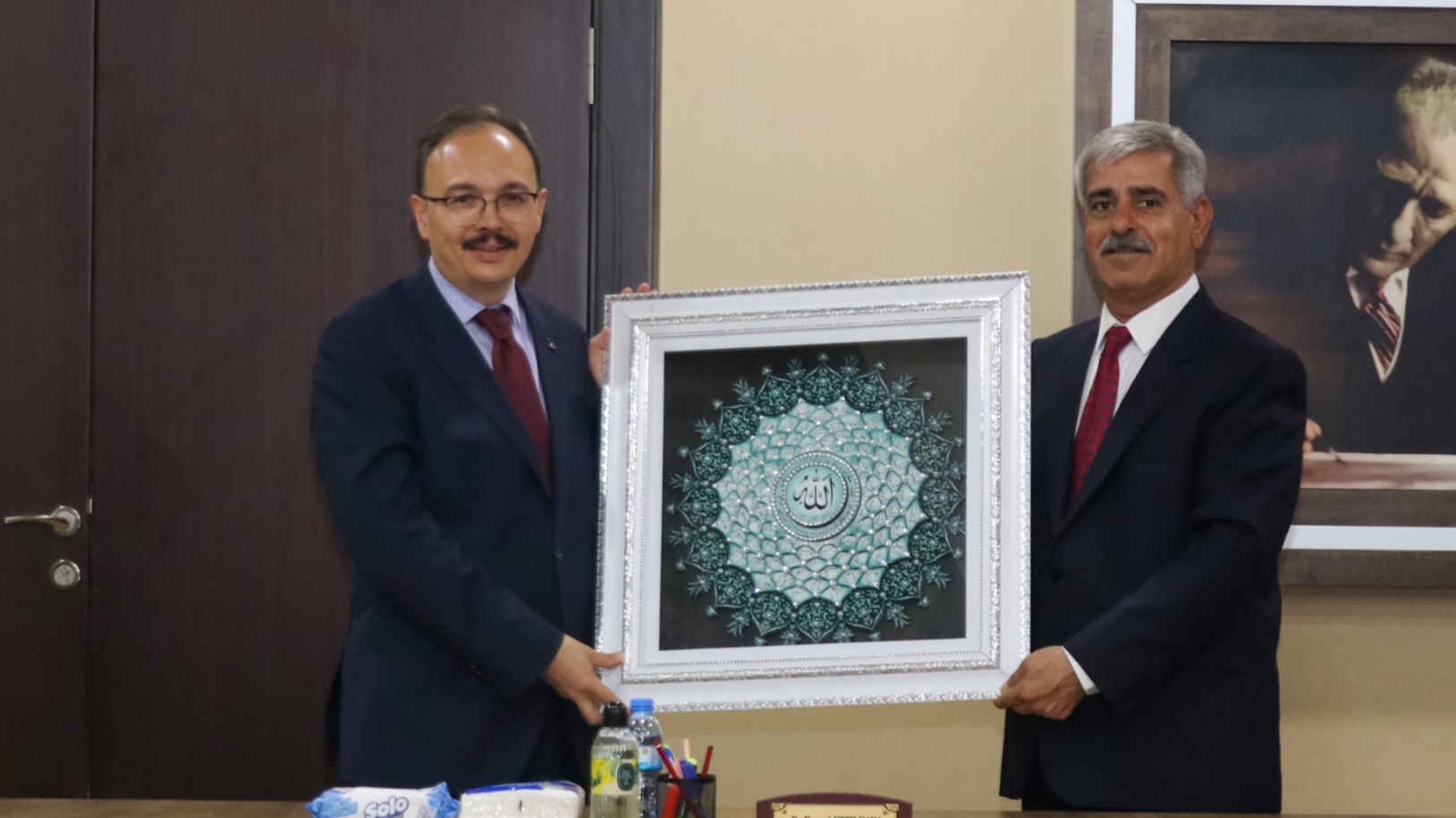 MERKEZ İLÇE TEŞKİLATINDAN VALİ KIZILKAYA’YA ZİYARET