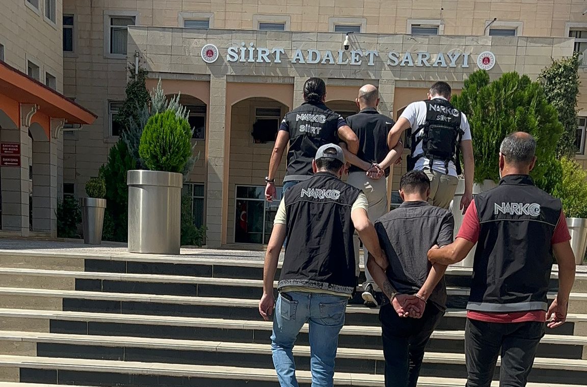 GENÇLERİMİZİ ZEHİRLEYEN UYUŞTURUCU TACİRLERİNE AĞIR DARBE