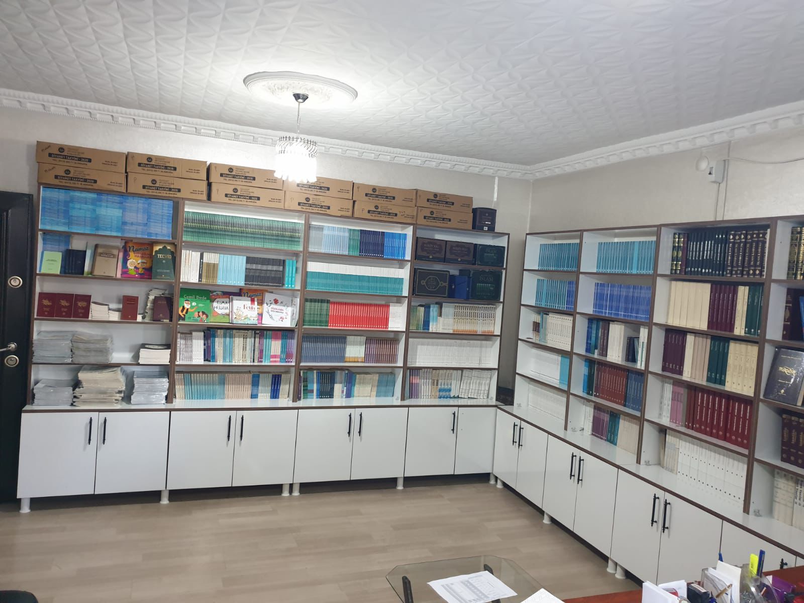 MÜFTÜLÜK TARAFINDAN AÇILDI; DİYANET YAYIN SATIŞ BÜROSU AÇILDI