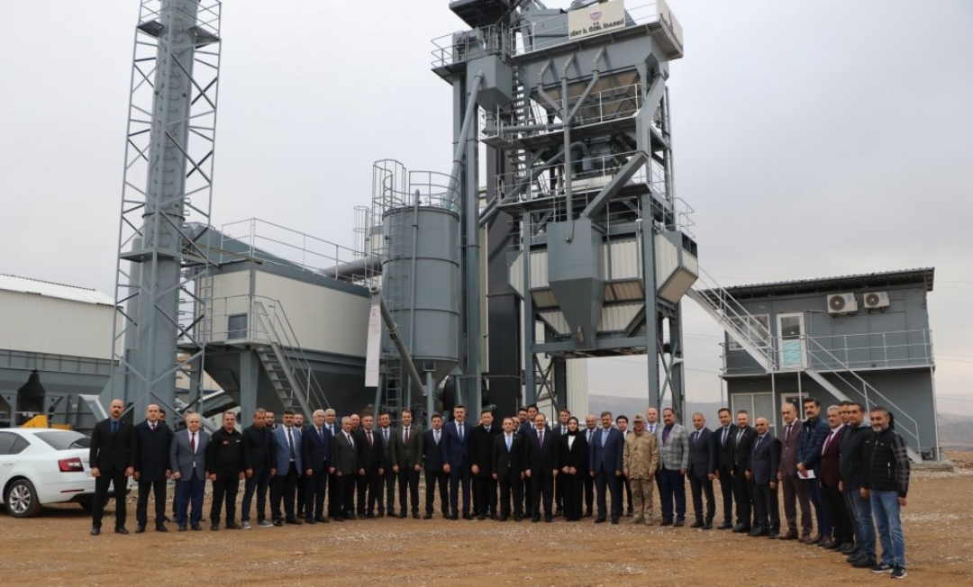 Vali Kızılkaya, “Asfalt Plenti ve Taş Kırma Tesisi”nde İncelemelerde Bulundu