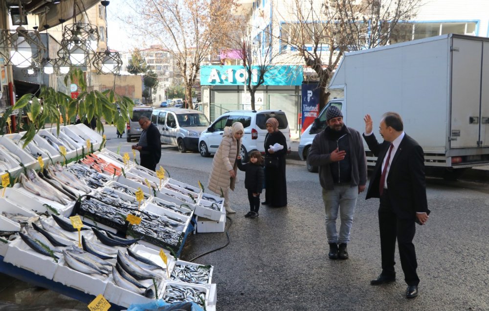 Vali Dr.Kemal Kızılkaya Esnaf ve Vatandaşlarla Bir Araya Geldi