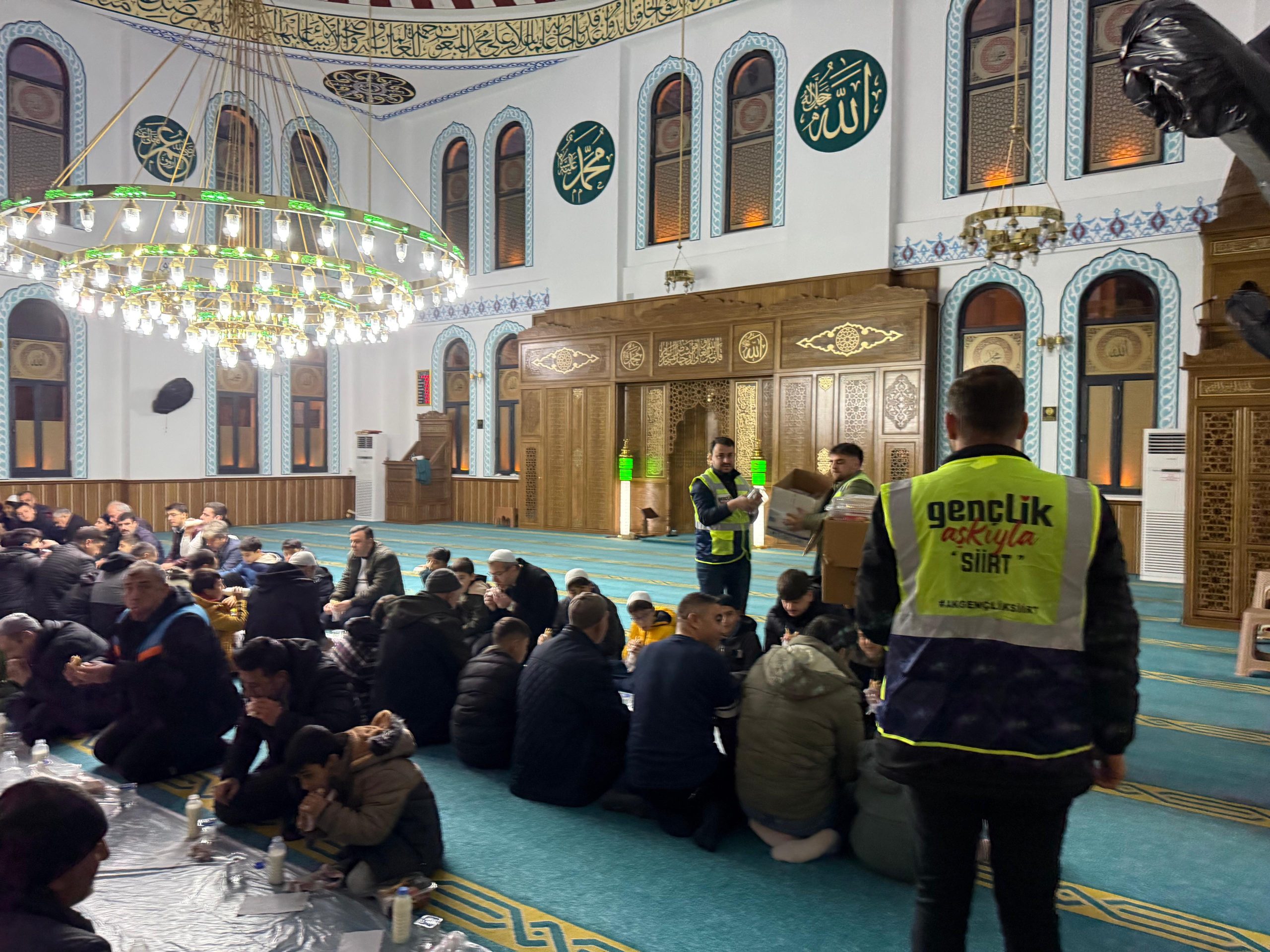 Namazla Buluşan Kahramanlar Programı Devam Ediyor