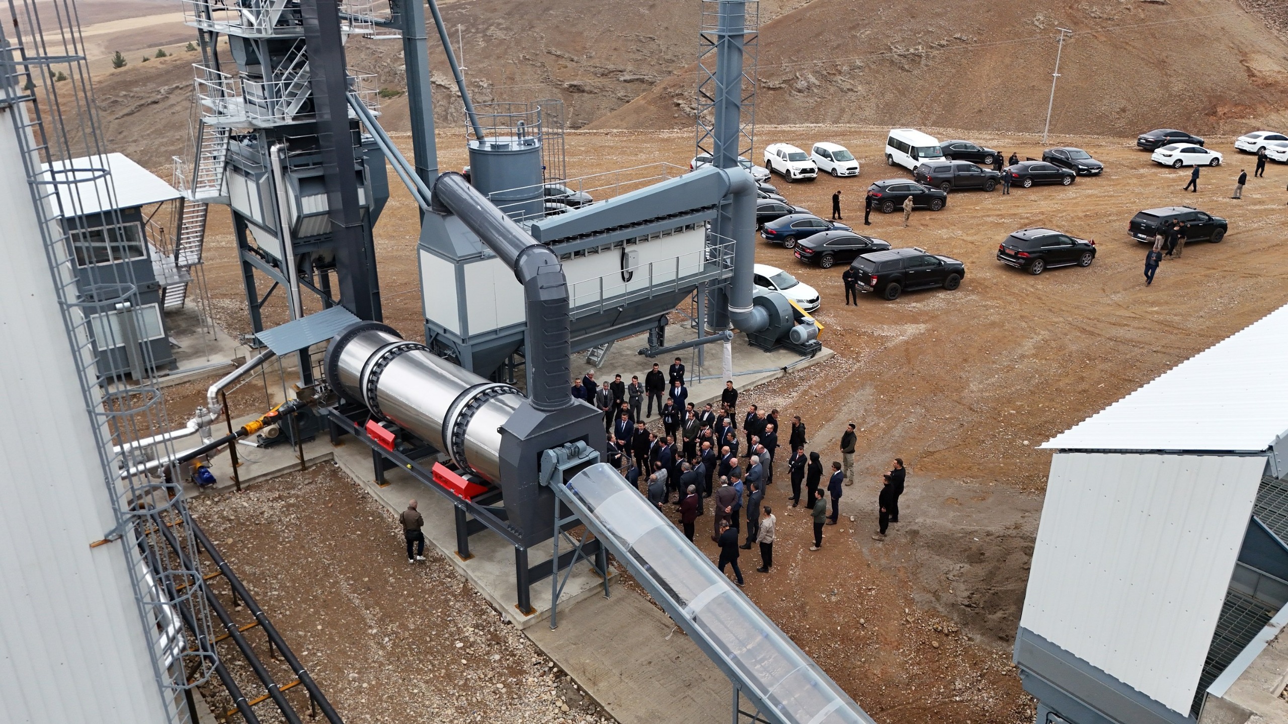 SİİRT’TE ASFALT PLENTİ DENEME ÜRETİMİ BAŞARIYLA GERÇEKLEŞTİRİLDİ