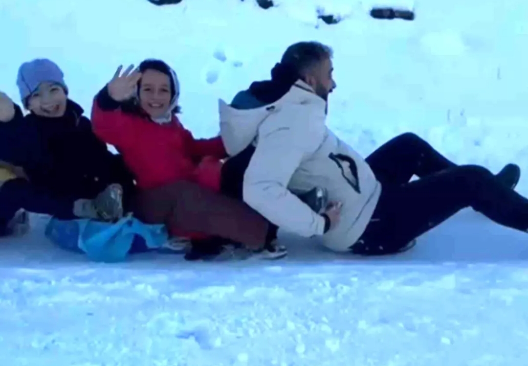 Pervari’de Öğrencilerin Kar Keyfi