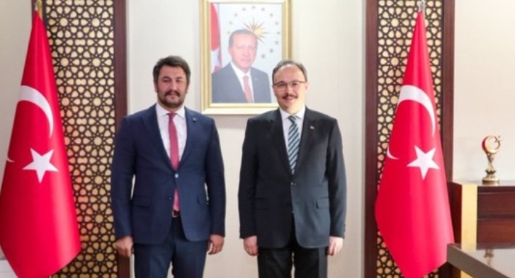 Vali Dr. Kızılkaya, Gençlik, Spor İl Müdürlüğü görevine atanan İsmail Çalgan’ı makamında kabul etti.