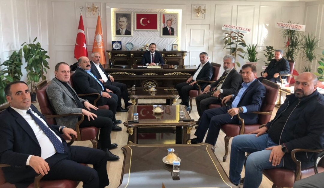 Belediye Başkanlarından Av. Bahri Caner Özturan’a Hayırlı Olsun Ziyareti