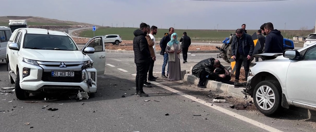 Siirt – Batman Yolunda Kaza; 3 Ağır Yaralı