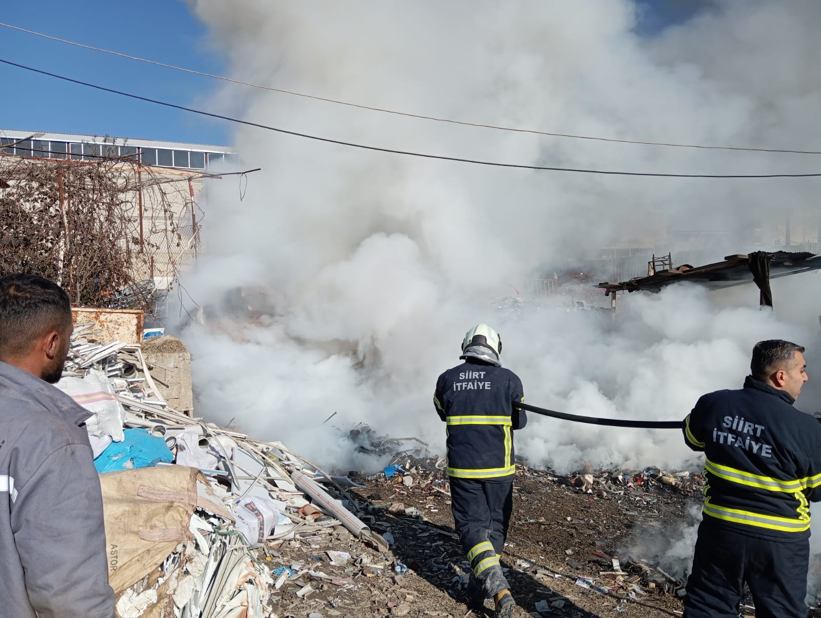 Çıkan Yangın’da 500 Kilogram Hurdalık Yandı 