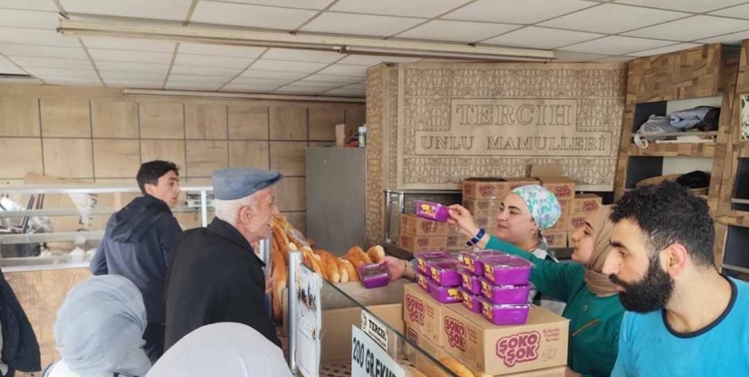 Hayırsever Fırıncı’da Gelenek Devam Etti