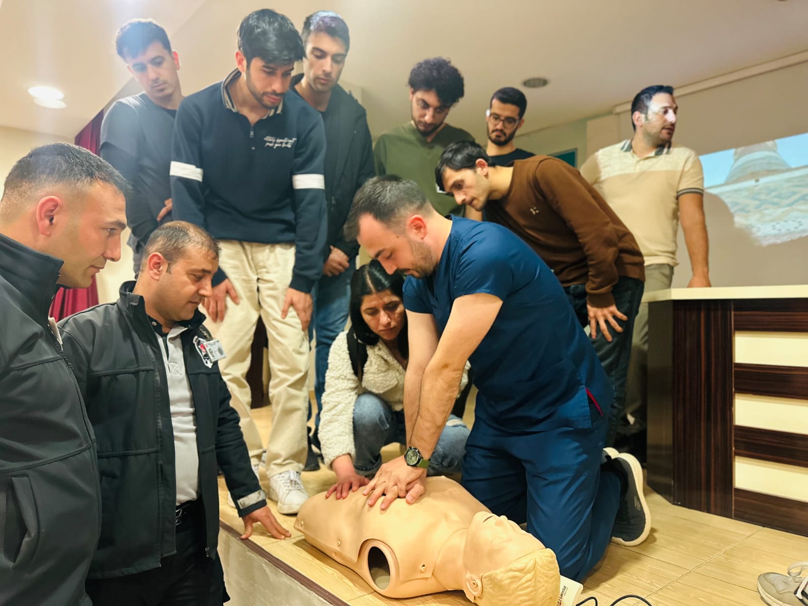 Siirt Eğitim ve Araştırma Hastanesi’nde “Temel Yaşam Desteği” Eğitimi Verildi