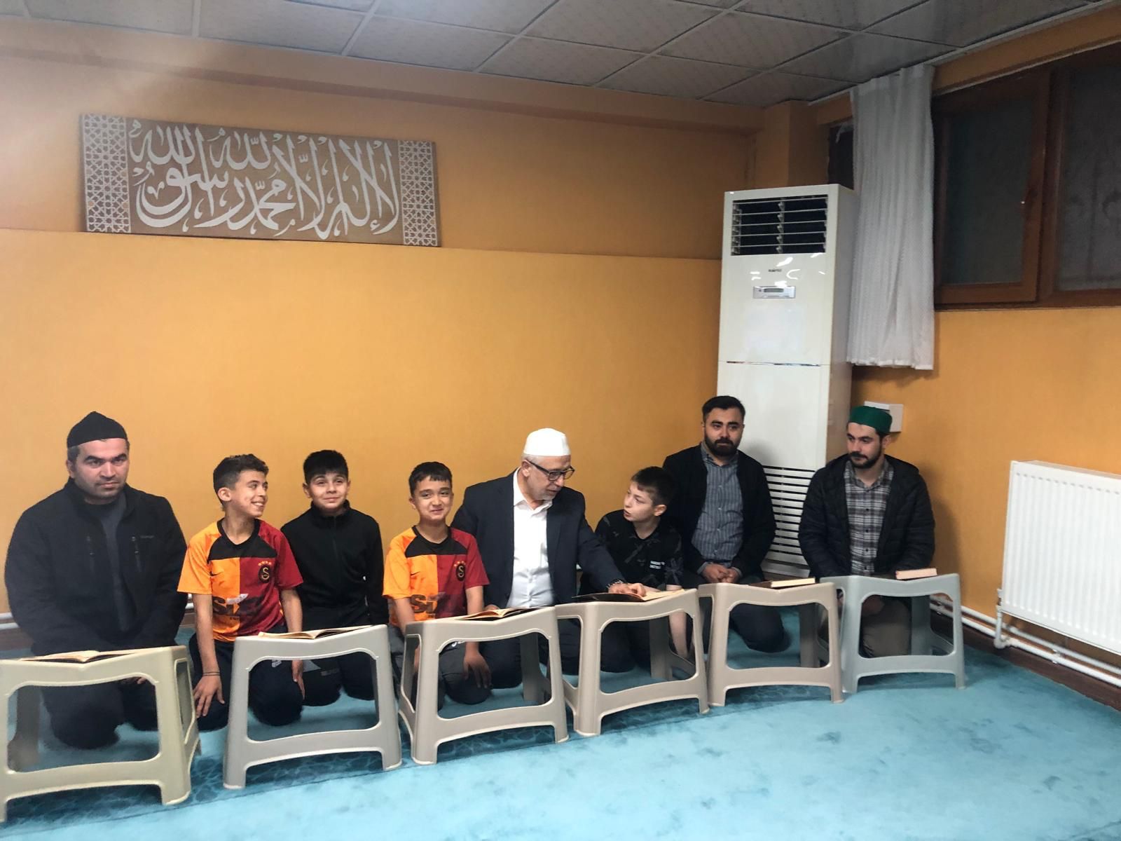 Müftü Pinal, Halid Bin Velid Camii Akşam Dersi Öğrencileriyle Buluştu