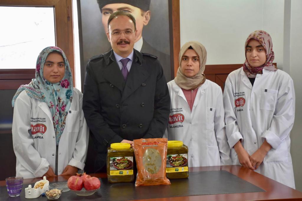 TİCARET BAKANLIĞI KOOPERATİFLERİN DESTEKLENMESİ PROGRAMI (KOOP-DES) KAPSAMINDA HİBE DESTEĞİ BAŞVURULARI BAŞLADI. 