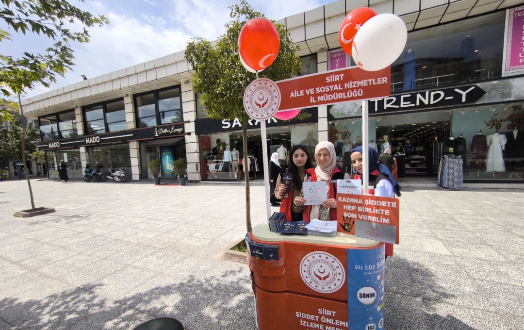 Kadına Şiddet ve Erken Yaşta Evliliklere Karşı Bilgilendirme Standı