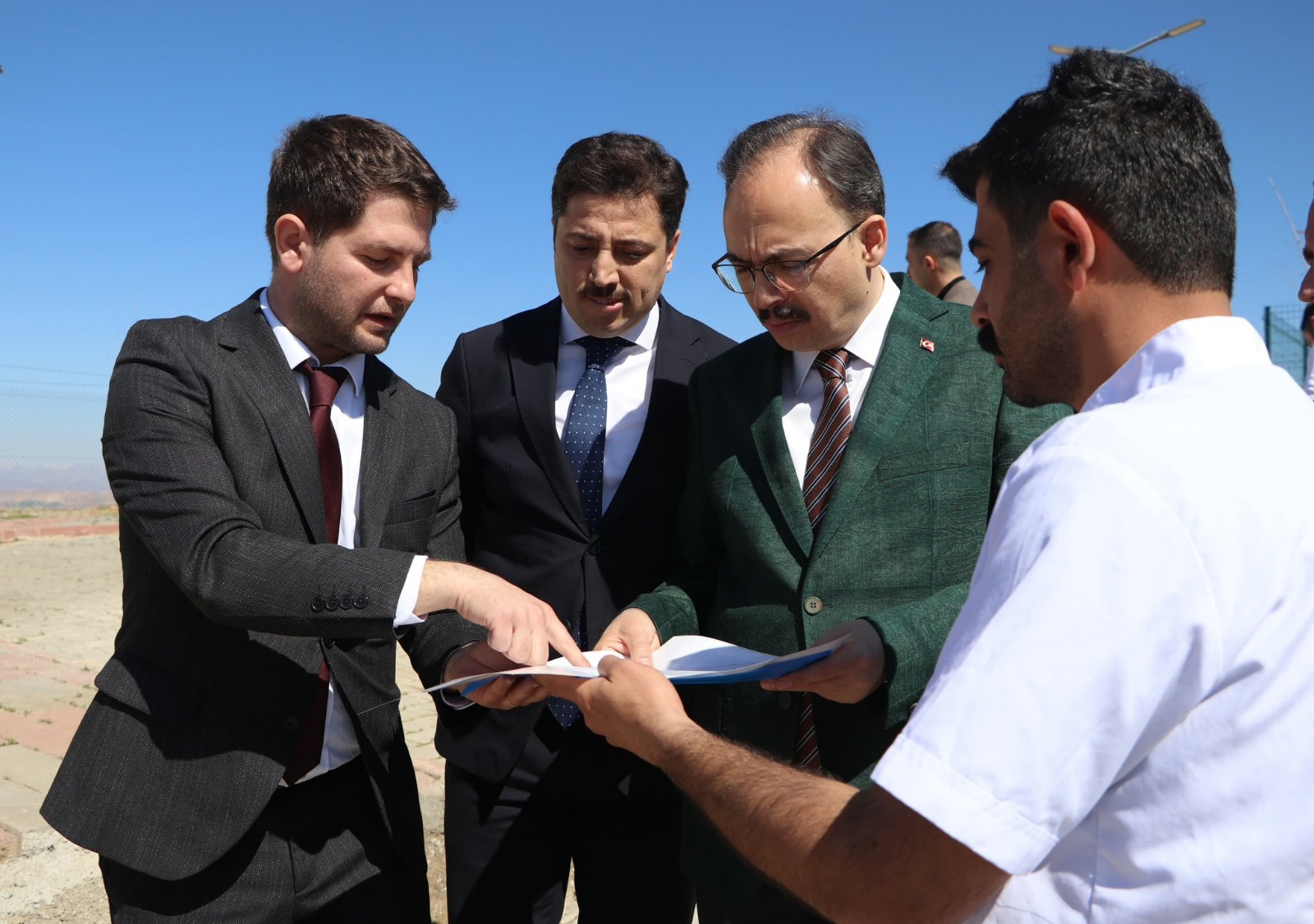 SAHİPSİZ HAYVANLARA MODERN YAŞAM ALANI: SİİRT’TE ÖNCÜ MERKEZ HİZMETE GİRDİ