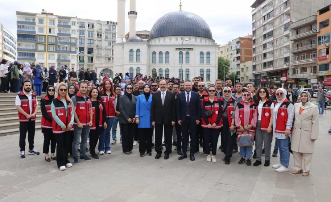 Siirt’te “Aile Günü Farkındalık Yürüyüşü” Büyük Coşkuya Sahne Oldu