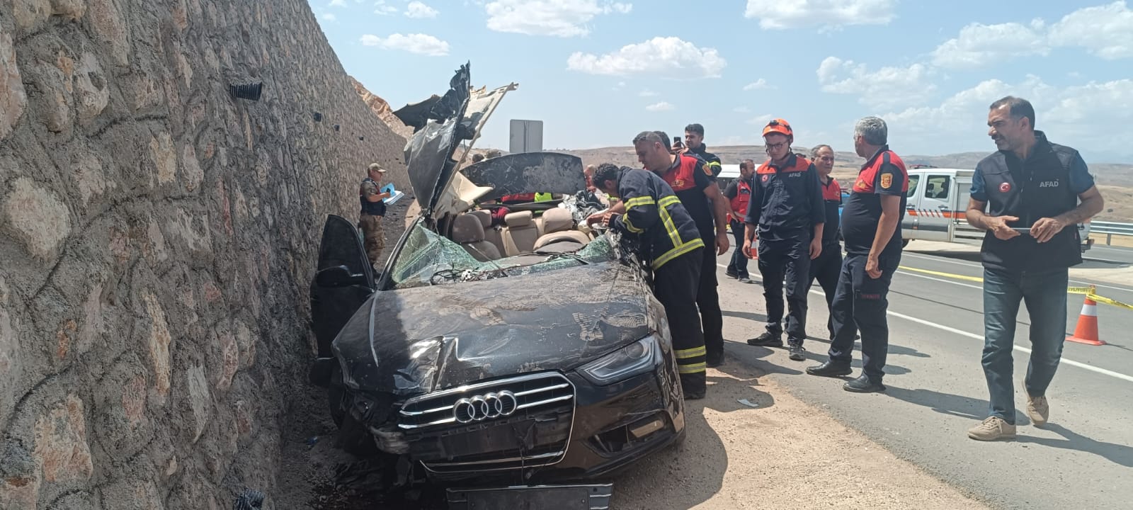 Siirt’te Kazada Ağır Yaralanan Genç Hayatını Kaybetti