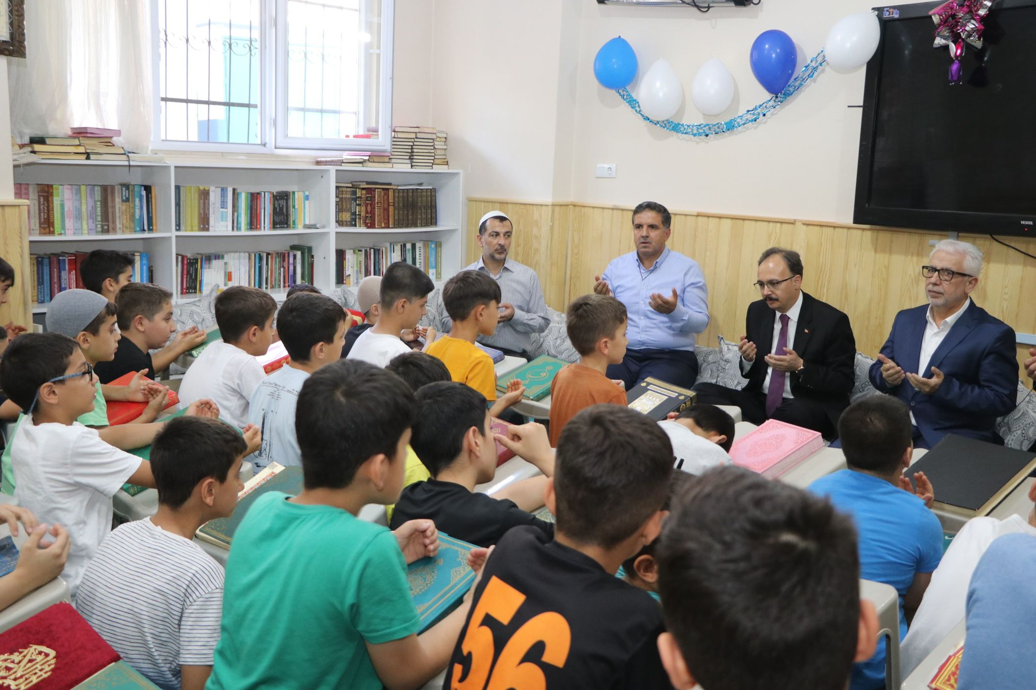 SİİRT’TE 2025 YILI YAZ KUR’ÂN KURSLARI TÖRENLE BAŞLADI!