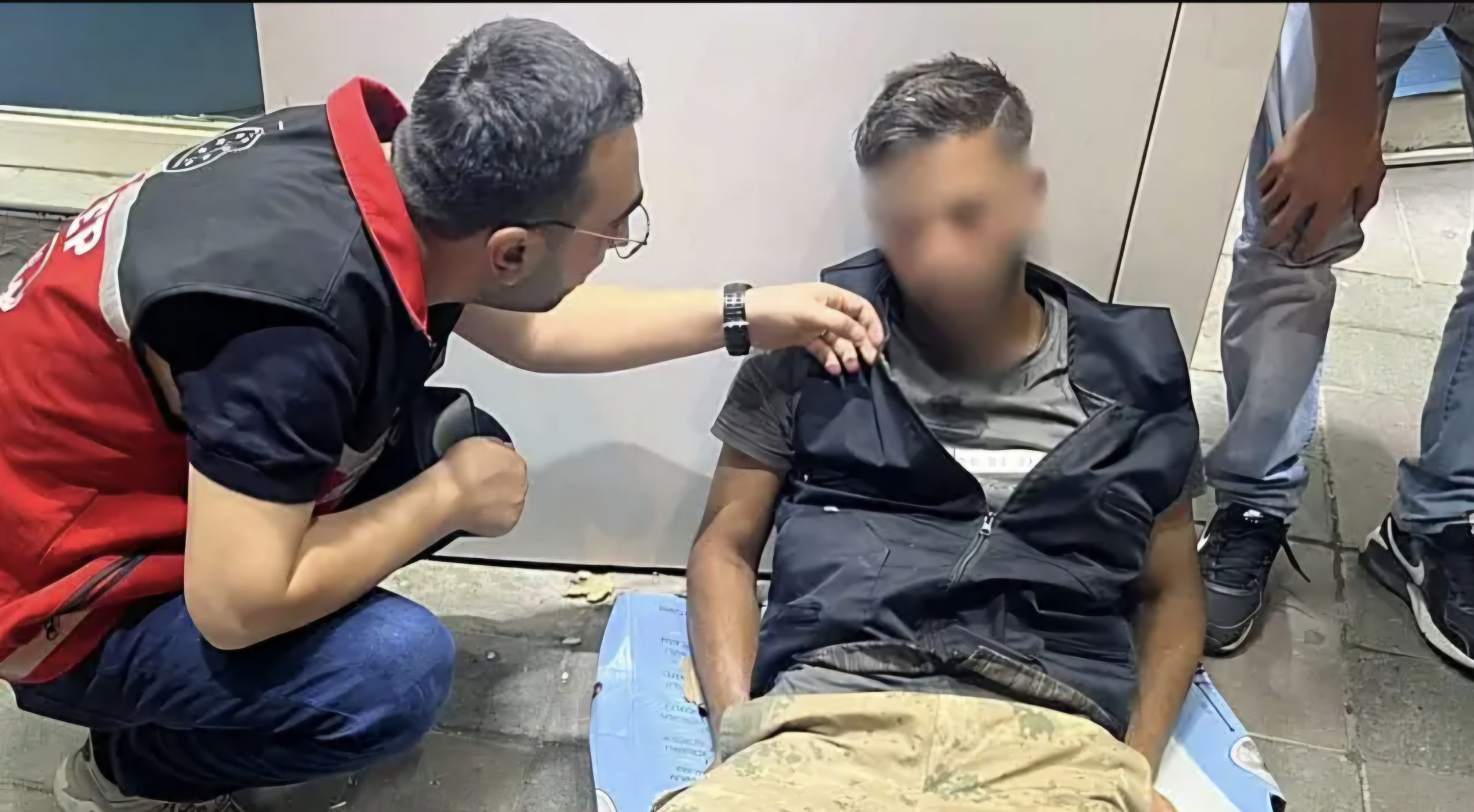 Siirt’te Baygın Bulunan Genç Hastaneye Kaldırıldı, Sosyal Destek Süreci Başlatıldı