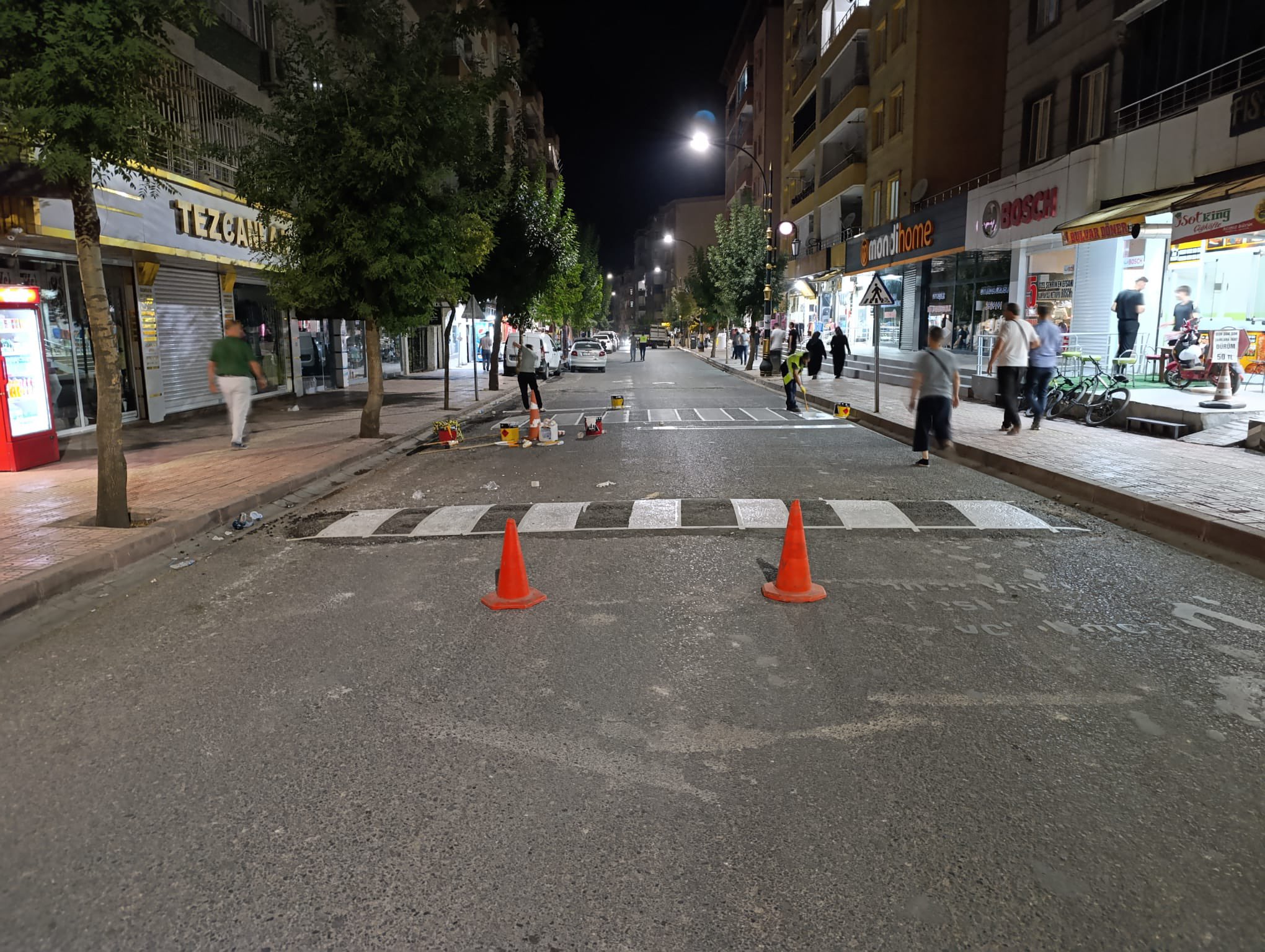 Siirt Belediyesi’nden Yaya Geçitlerine Güvenlik Dokunuşu: Şehirde Trafik Güvenliği Artıyor