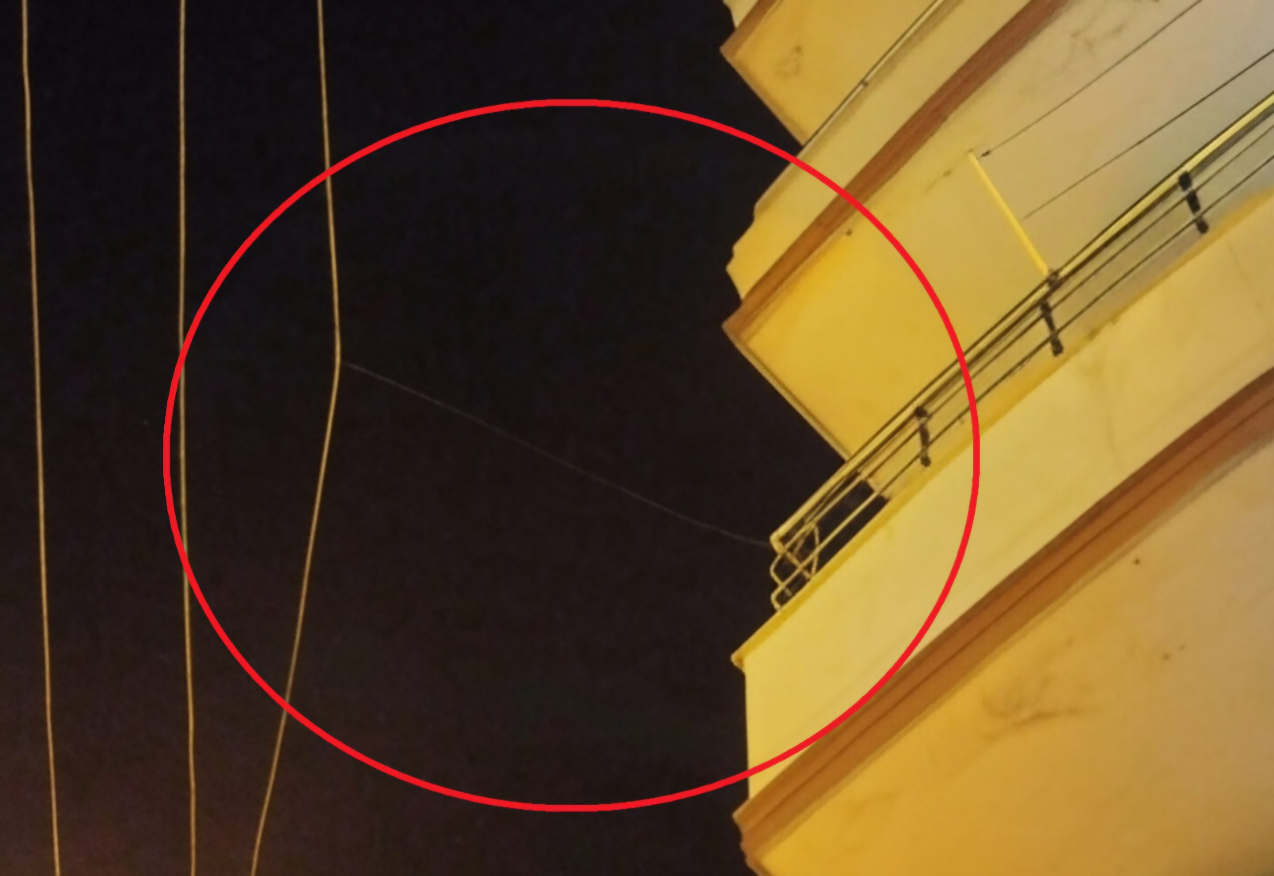 Nusaybin’de Tehlikeli Kaçak Elektrik: Mahalle Elektriksiz Kaldı