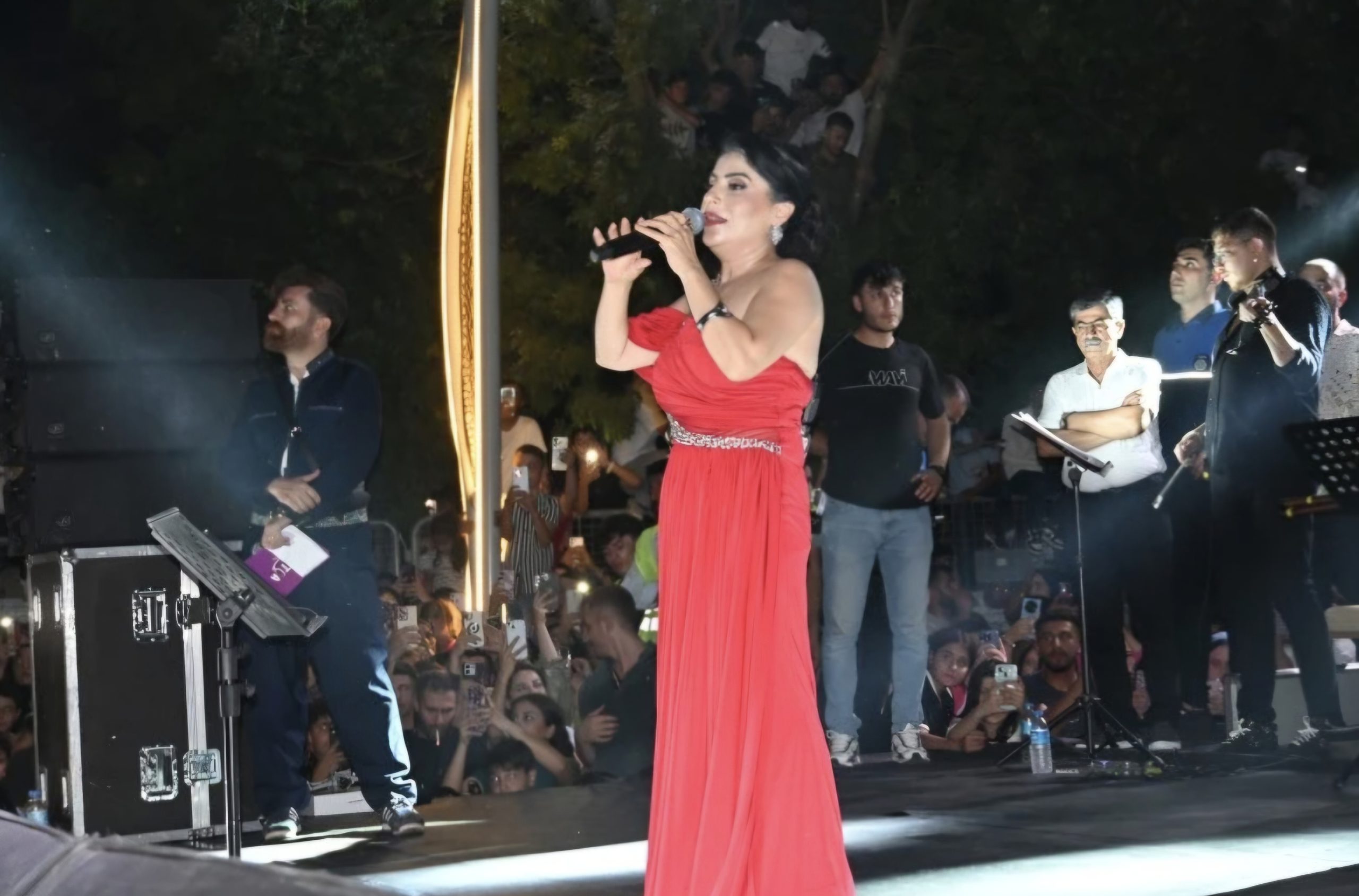 Memleketinde Rojda Rüzgârı 