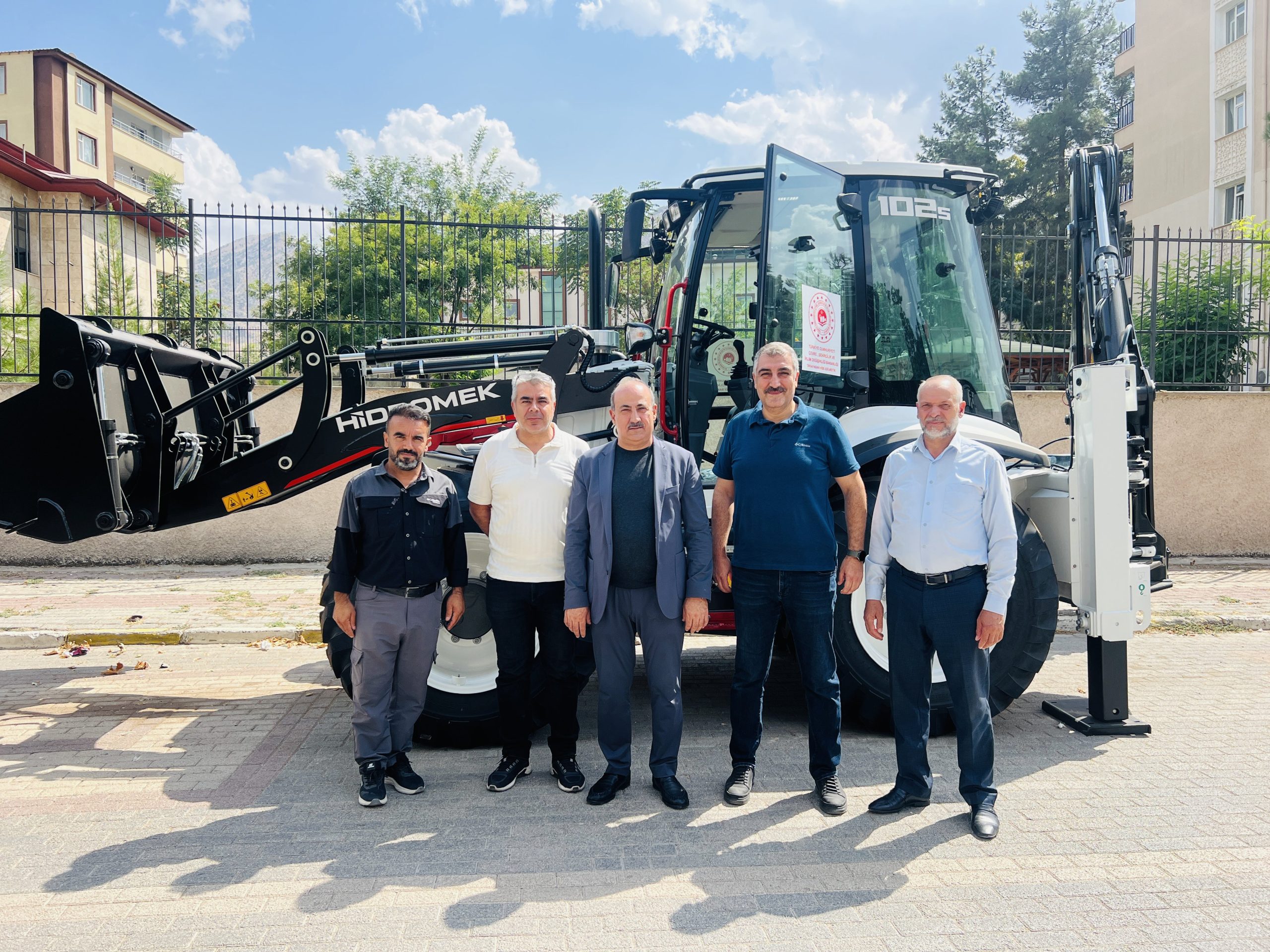 Eruh Belediyesi Araç Filosunu Güçlendiriyor