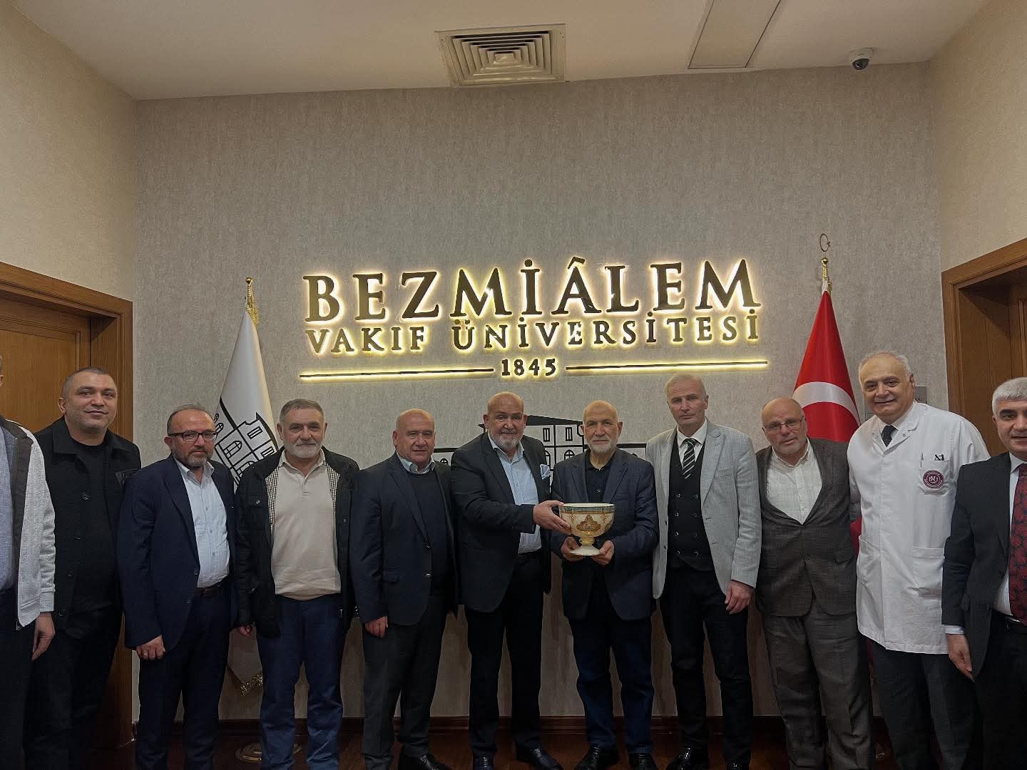 Siirtli Hemşehrileri, Mehmet Emin Ertekin’e Hayırlı Olsun Ziyaretinde Bulundu