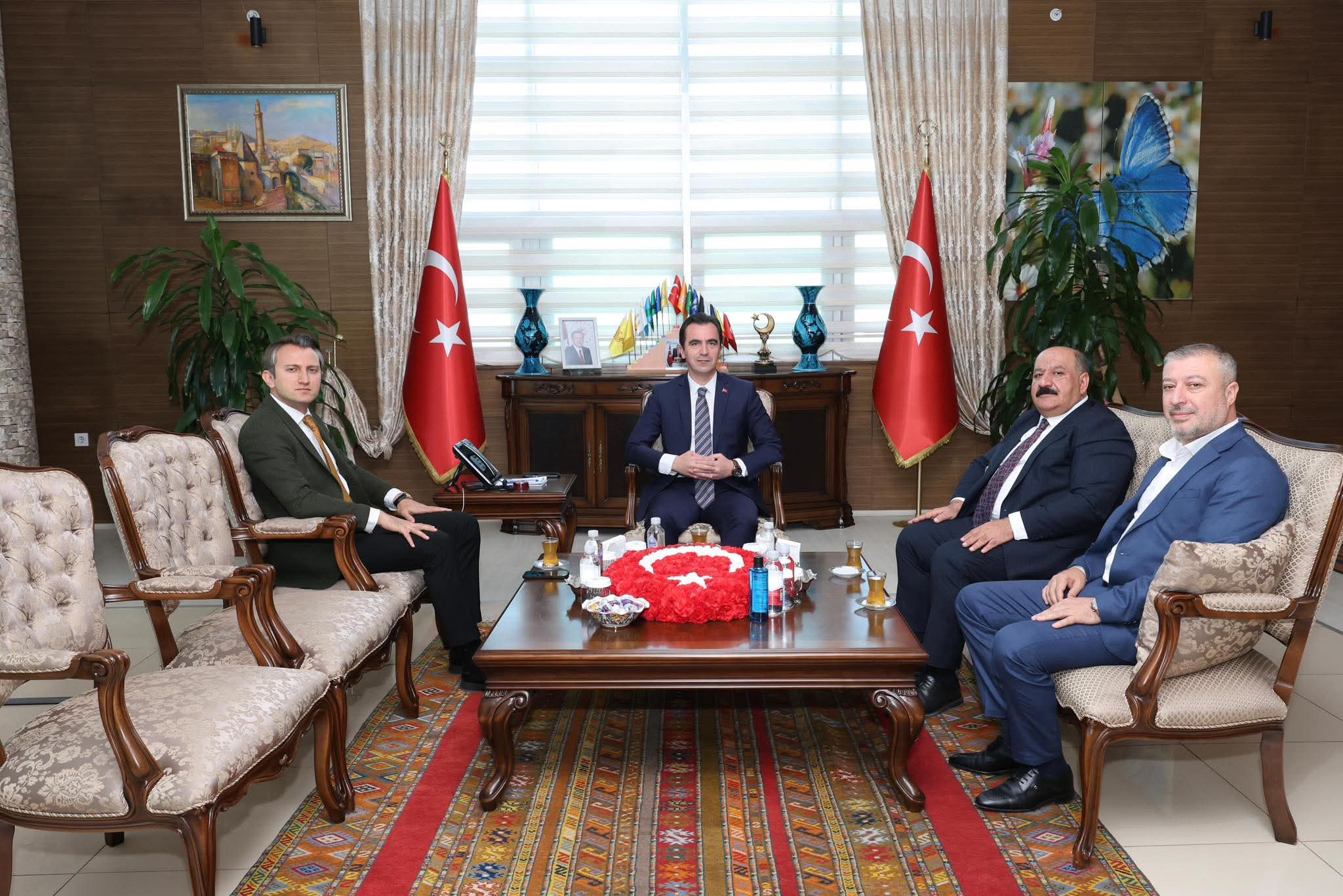 Baykan Kaymakamı Fatih Özcan’dan Bitlis Valisi Ahmet Karakaya’ya Ziyaret