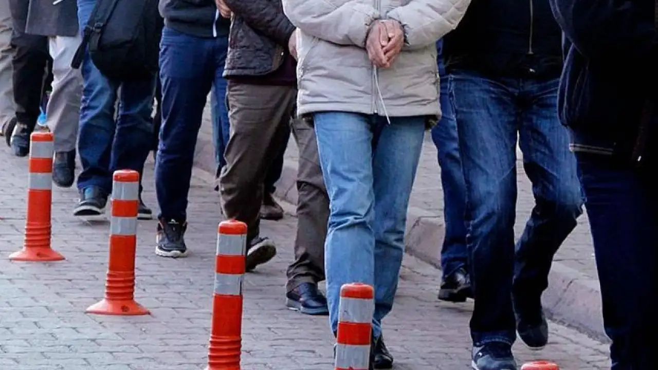 Siirt’inde Aralarında Bulunduğu 31 ilde FETÖ operasyonu: 59 şüpheli tutuklandı