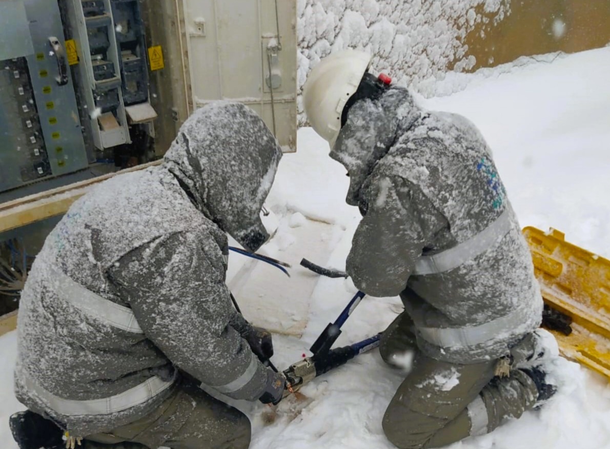 Dicle Elektrik’ten Kar Mesaisi: Güneydoğu’da Kesintisiz Enerji İçin 7/24 Sahadalar